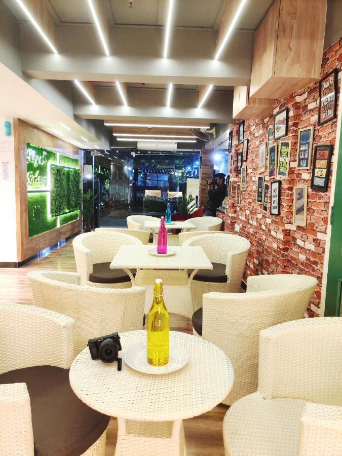 Royal Galaxy Hotel