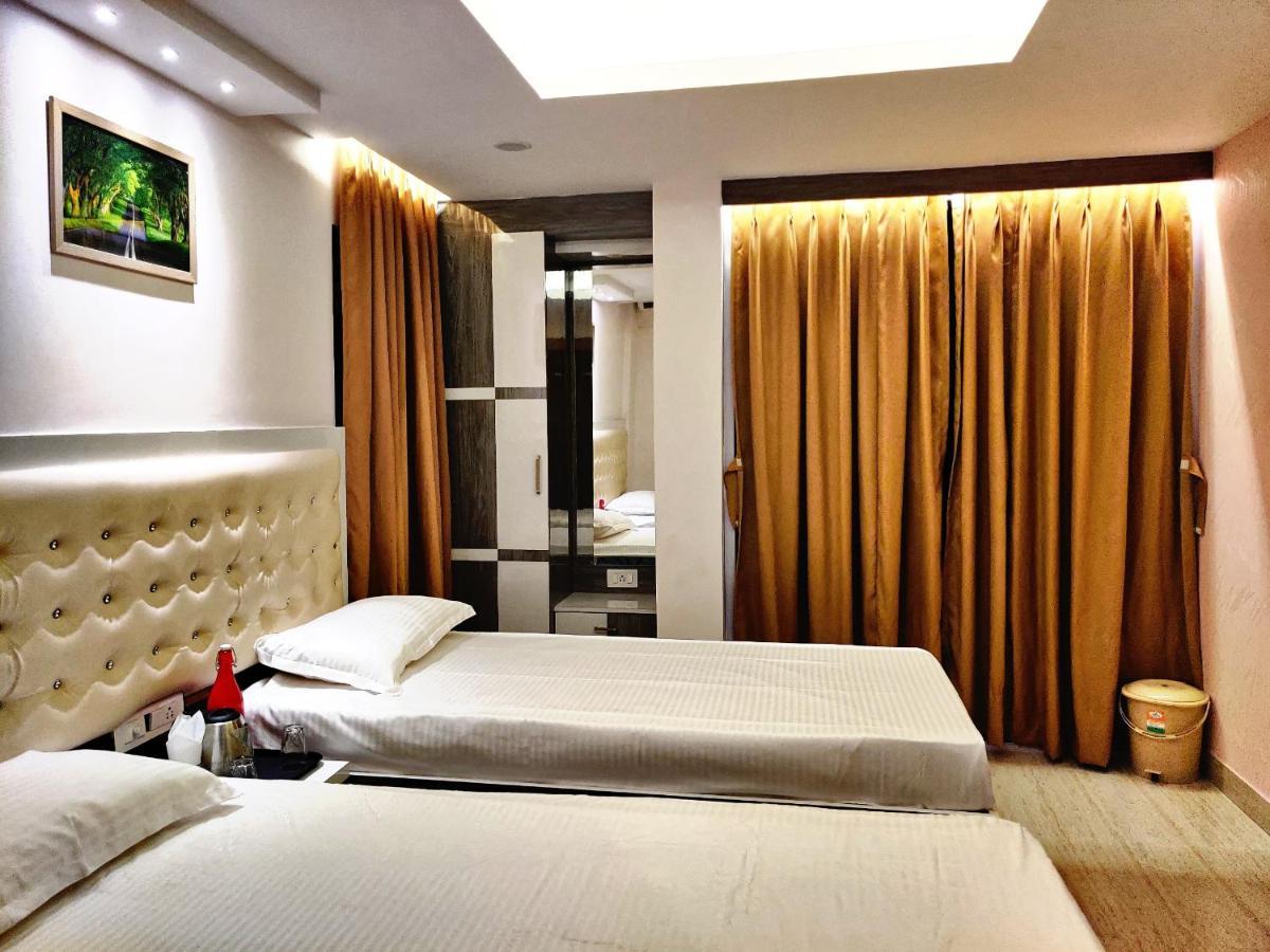 Royal Galaxy Hotel 3*