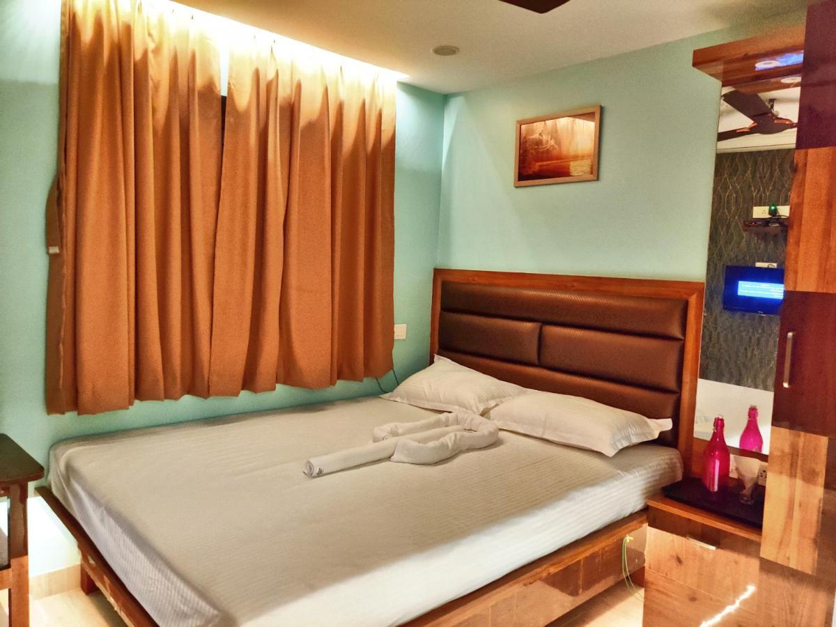 Royal Galaxy Hotel