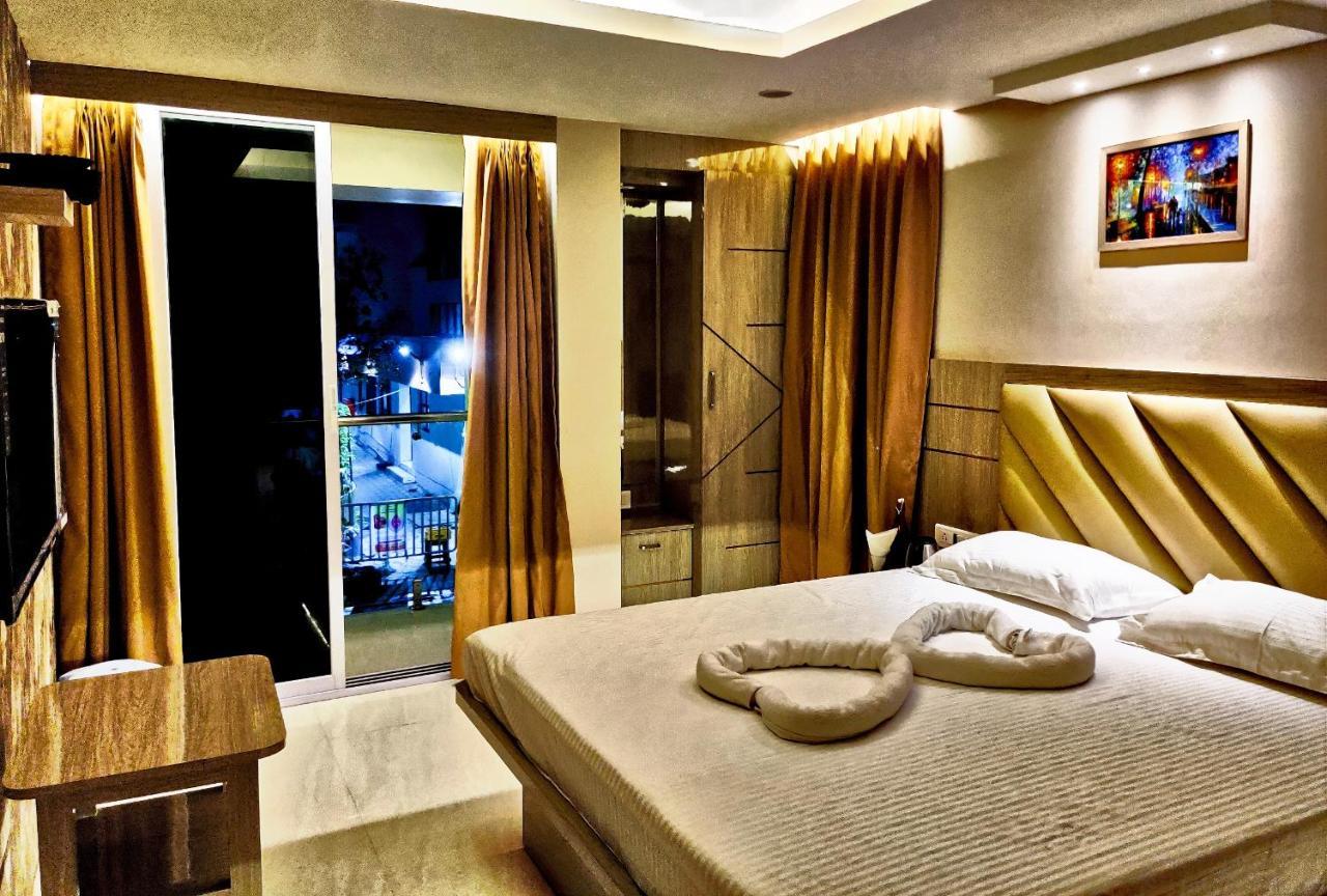 Royal Galaxy Hotel Kolkata